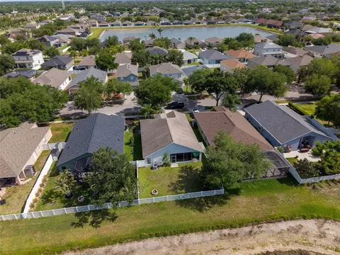 View/Area - 13425 Fladgate Mark Dr, Riverview, FL 33579 photo 2 of 4