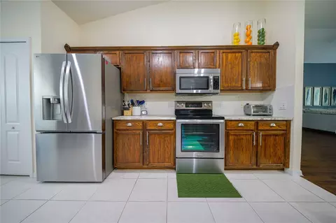 Kitchen - 13425 Fladgate Mark Dr, Riverview, FL 33579 photo 1 of 4