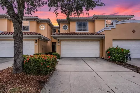415 Barcelona Dr, Saint Petersburg, FL 33716