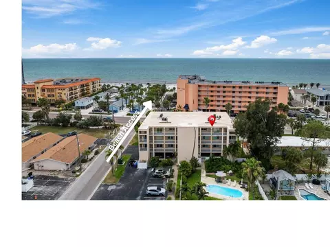 1005 Gulf Blvd #10, Indian Rocks Beach, FL 33785