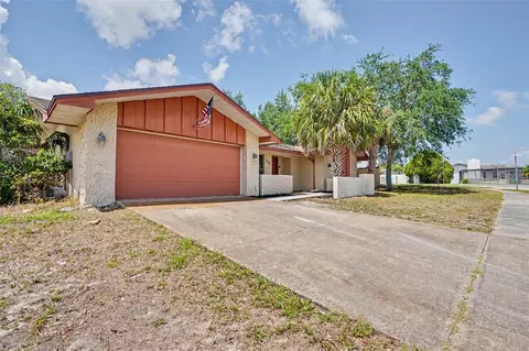 7028 Fernleaf Ct, Port Richey, FL 34668