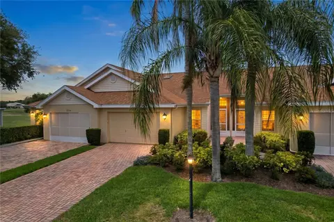 2307 New Orchard Ct, Sun City Center, FL 33573
