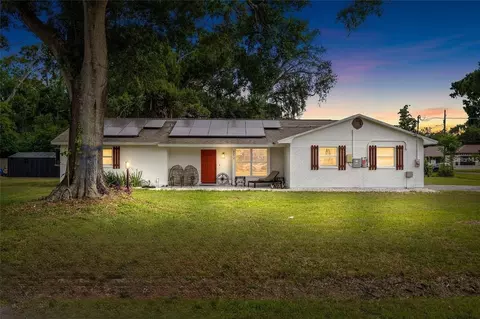 8212 Sunny Vale Pl, Tampa, FL 33615