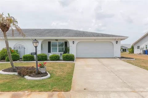 1616 Bentwood Dr, Sun City Center, FL 33573