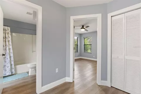 Entry Way - 751 E Gilchrist Ct, Hernando, FL 34442 photo 3 of 9