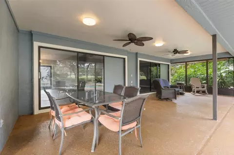 Exterior - 751 E Gilchrist Ct, Hernando, FL 34442 photo 7 of 34