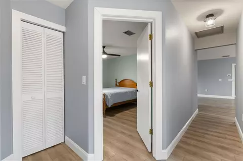 Entry Way - 751 E Gilchrist Ct, Hernando, FL 34442 photo 4 of 9