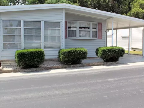 26 Royal Palm Cir, Largo, FL 33778
