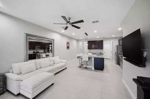 Entry Way - 2013 Sunset Wind Loop, Oldsmar, FL 34677 photo 1 of 4