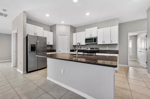 Kitchen - 13236 Jeter Creek Dr, Riverview, FL 33579 photo 1 of 5