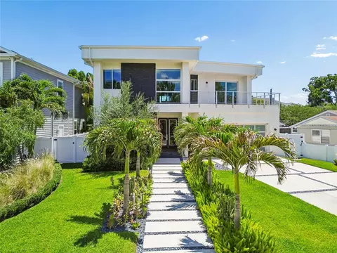 4418 W Kensington Ave, Tampa, FL 33629