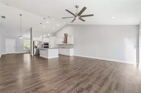 Living - 5332 Pierpoint Ave, Spring Hill, FL 34608 photo 5 of 8