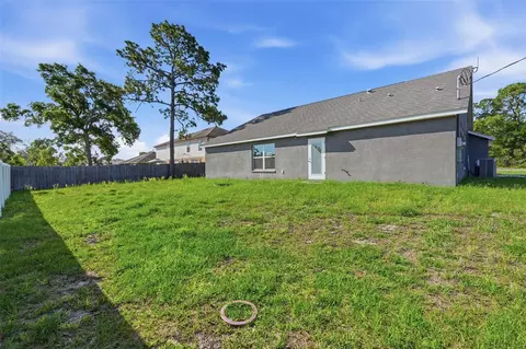 Exterior - 5332 Pierpoint Ave, Spring Hill, FL 34608 photo 5 of 6