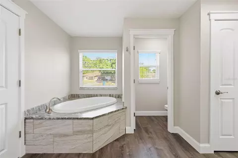 Bath - 5332 Pierpoint Ave, Spring Hill, FL 34608 photo 5 of 7