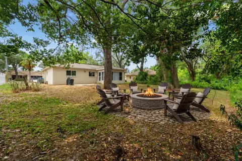 Exterior - 5525 Piedmont Dr, Spring Hill, FL 34606 photo 4 of 9