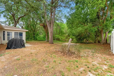 Exterior - 5525 Piedmont Dr, Spring Hill, FL 34606 photo 7 of 9