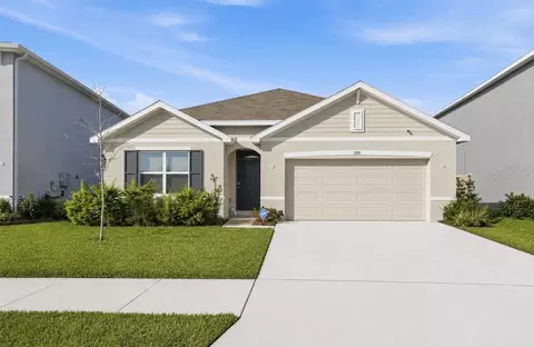 2919 Gardiner Ln, Zephyrhills, FL 33541
