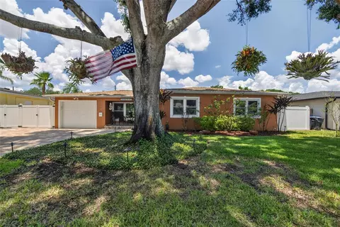 3779 Benson Ave N, Saint Petersburg, FL 33713