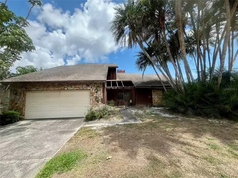 1315 74th Cir NE, Saint Petersburg, FL 33702