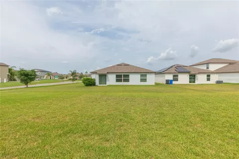 Exterior - 13608 Willow Bluestar Loop, Riverview, FL 33579 photo 3 of 5