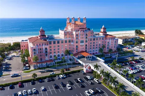 3614 Gulf Blvd, Saint Pete Beach, FL 33706