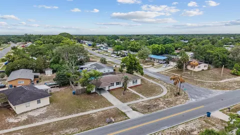 View/Area - 958 Cobblestone Dr, Spring Hill, FL 34606 photo 3 of 4