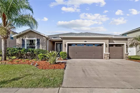 5453 Suncatcher Dr, Wesley Chapel, FL 33545