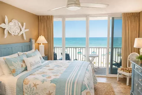 9980 Gulf Blvd #409, Treasure Island, FL 33706