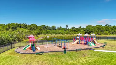 View/Area - 11205 Brighton Knoll Loop, Riverview, FL 33579 photo 6 of 8