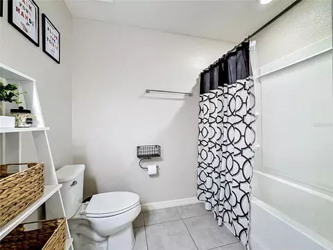 Bath - 11205 Brighton Knoll Loop, Riverview, FL 33579 photo 5 of 5