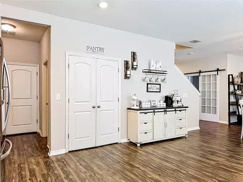Entry Way - 11205 Brighton Knoll Loop, Riverview, FL 33579 photo 3 of 6