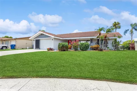 4145 Star Island Dr, Holiday, FL 34691