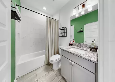 Bath - 12048 Orchid Ash St, Riverview, FL 33579 photo 5 of 5
