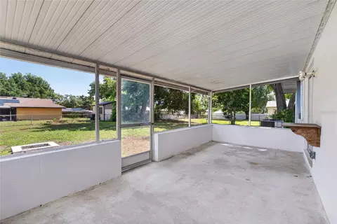 Exterior - 2340 Merrily Cir S, Seffner, FL 33584 photo 3 of 13