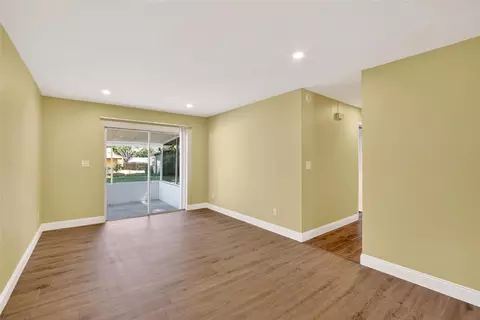 Living - 2340 Merrily Cir S, Seffner, FL 33584 photo 6 of 9