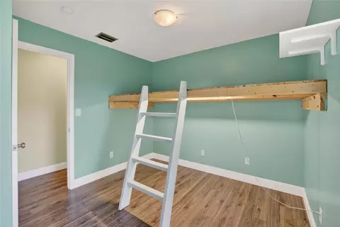 Bedroom - 2340 Merrily Cir S, Seffner, FL 33584 photo 5 of 6