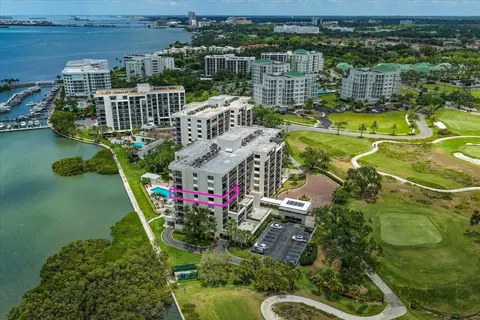 4 Belleview Blvd #503, Belleair, FL 33756