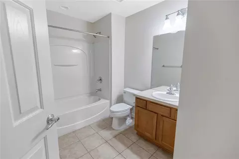 Bath - 10135 Post Harvest Dr, Riverview, FL 33578 photo 4 of 4