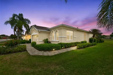 1907 Sterling Glen Ct, Sun City Center, FL 33573
