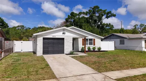 8974 91st St, Seminole, FL 33777