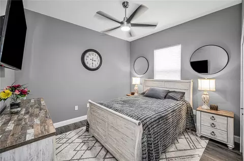 Bedroom - 11423 30th Cv E, Parrish, FL 34219 photo 3 of 6