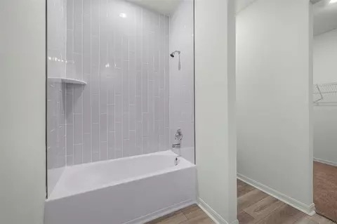 Bath - 13343 Tula Loop, Astatula, FL 34705 photo 1 of 2