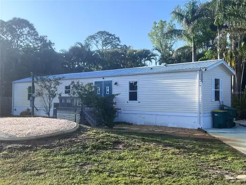 15325 Mapletree Dr, Punta Gorda, FL 33955