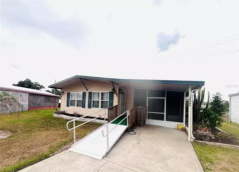 34445 Countryside Dr, Wesley Chapel, FL 33543