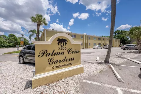 3206 W Azeele St #129, Tampa, FL 33609