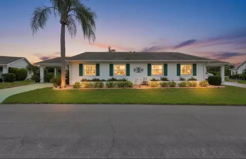 214 Glenellen Pl #201, Sun City Center, FL 33573