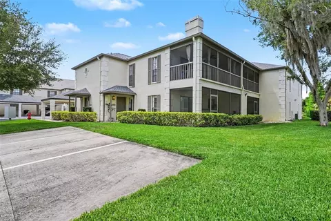 13030 Village Chase Cir, Tampa, FL 33618