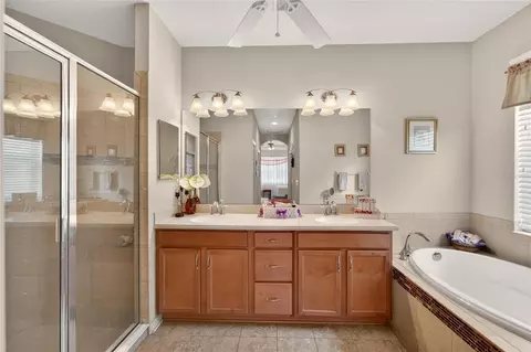 Bath - 12607 Geneva Glade Dr, Riverview, FL 33578 photo 1 of 3
