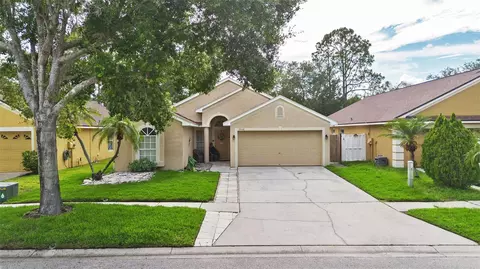 19310 Garden Quilt Cir, Lutz, FL 33558