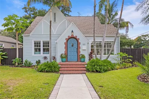 1101 11th St N, Saint Petersburg, FL 33705